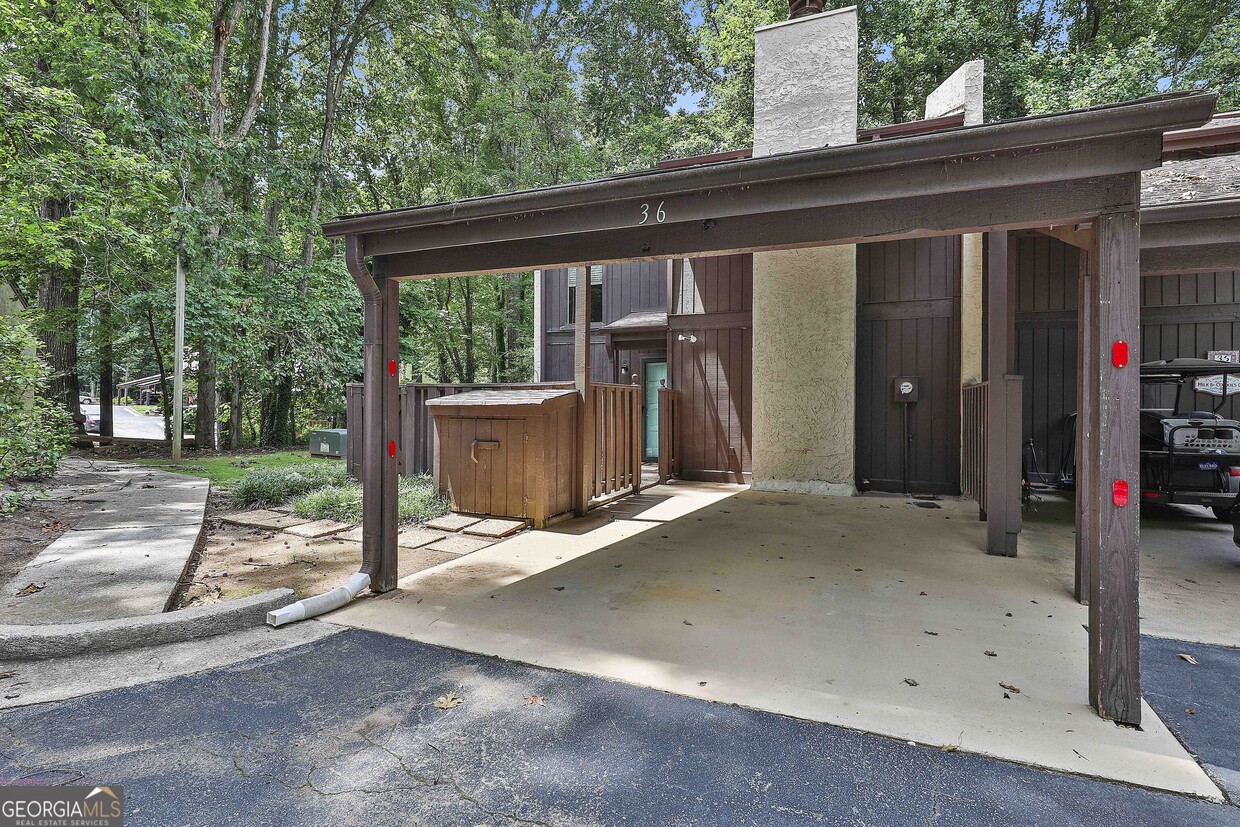 Primary Photo - 36 Cobblestone Creek