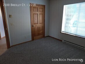 Building Photo - 2100 Breilly Ct