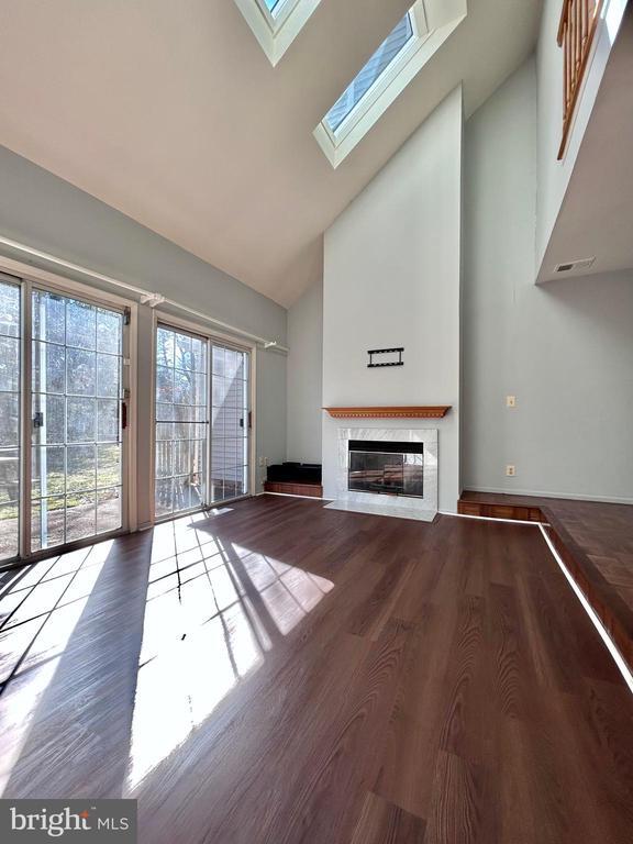 Building Photo - 1303 Juniper Ct