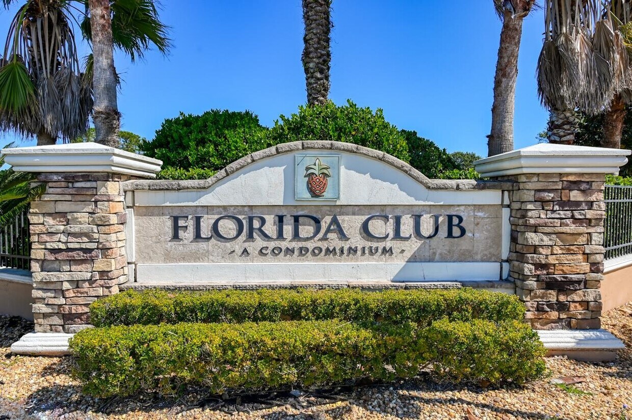 Foto principal - 625 Fairway Dr