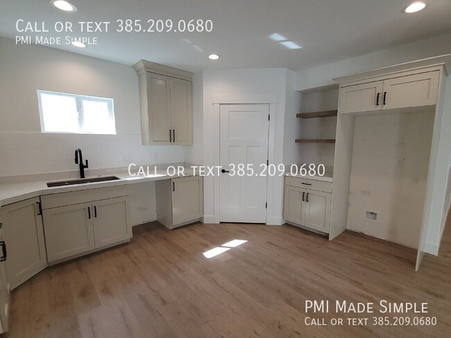 Building Photo - NEW Spacious Apartment in Saratoga Springs...