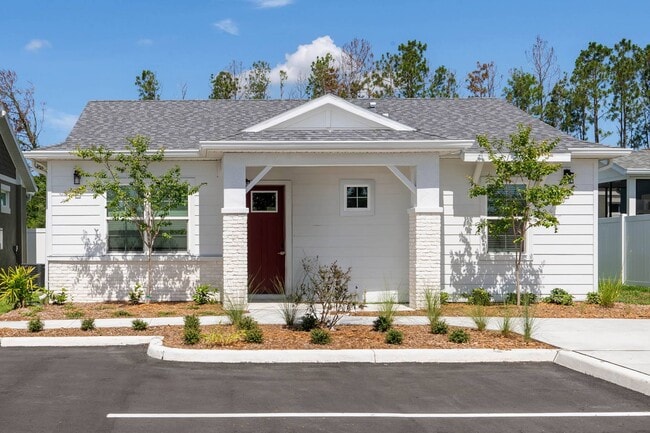 Building Photo - Avilla Silver Palm