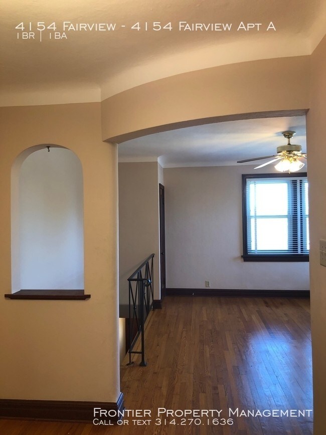 Foto del edificio - Spacious one bedroom with garage!