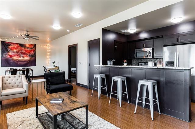 Foto del edificio - 1125 S Jennings Ave