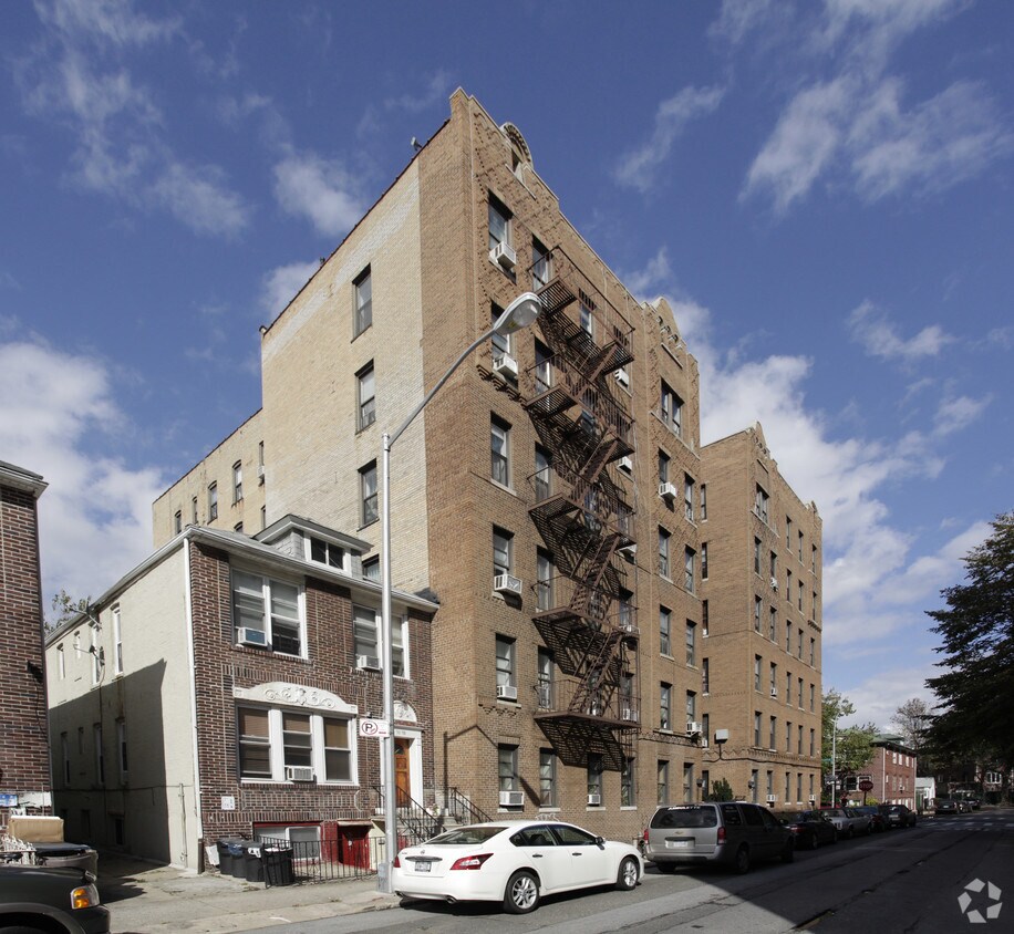 Foto del edificio - 3026 Brighton 14Th St