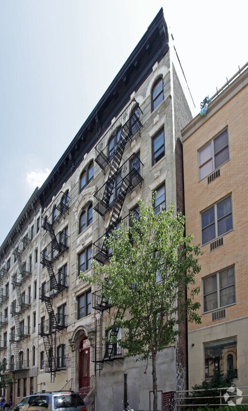 Foto del edificio - 156 S 1st St