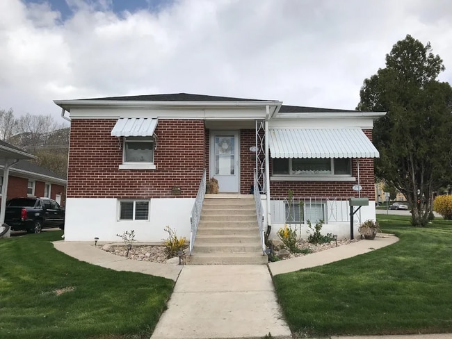 Foto del edificio - 2784 Brinker Ave