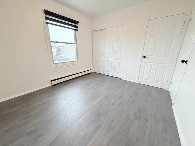 Building Photo - 700 Indian Rd N