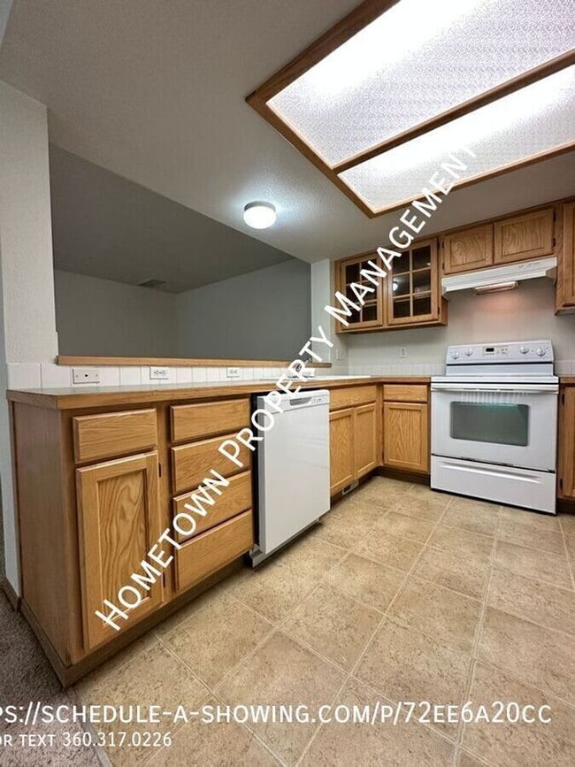 Building Photo - 8142 Westcott Ln SE