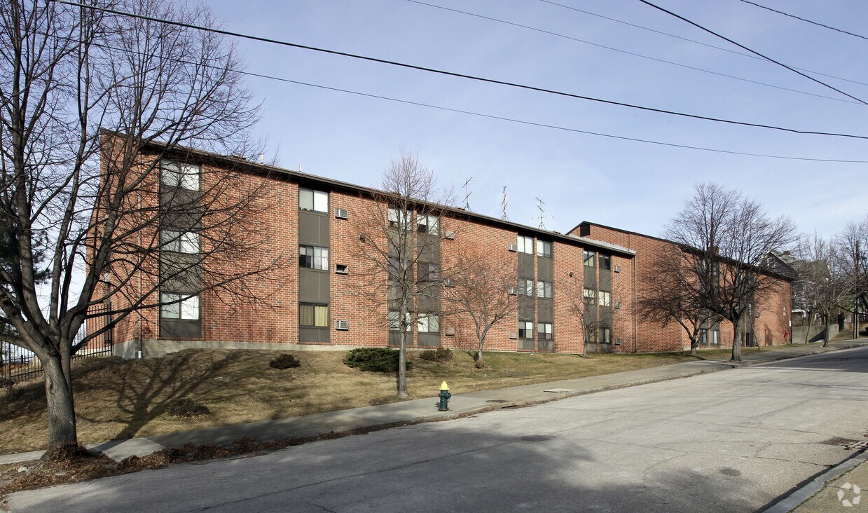 marvin gardens apartments providence ri apartments com