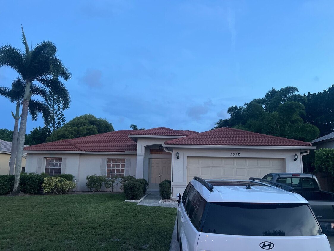 Spacious 3BR House in Lake Worth - Spacious 3BR House in Lake Worth