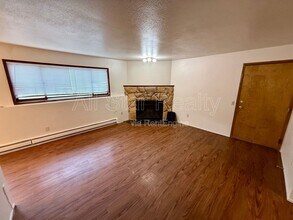 Building Photo - 211 McCarrey St
