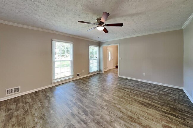 Foto del edificio - 1308 Chesapeake Dr SW
