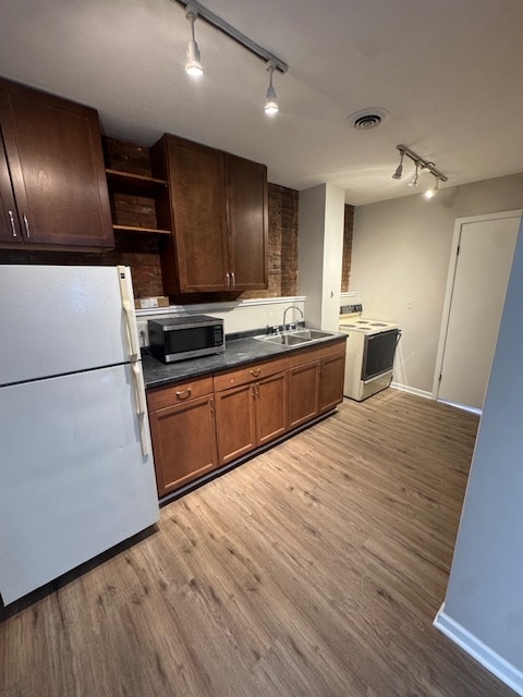 Foto del edificio - 487 South Ave