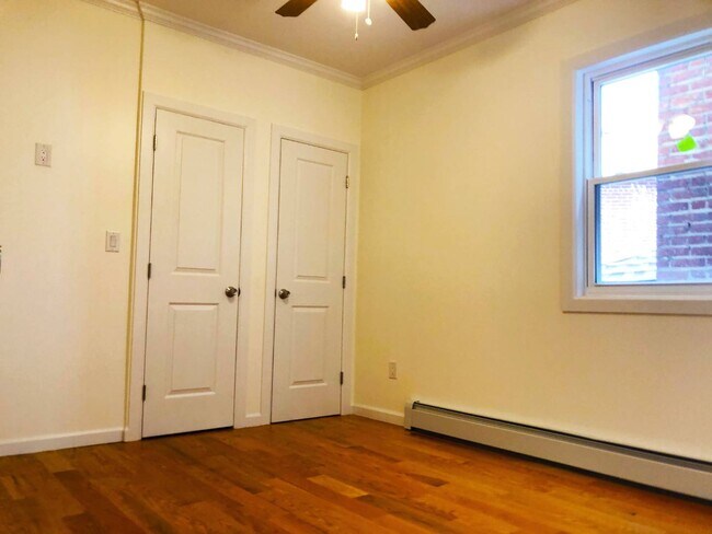 Foto del edificio - 5631 Post Rd