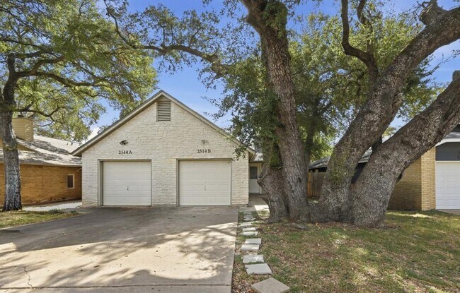 Foto del edificio - 2514 Howellwood Wy
