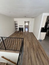 Building Photo - 5320 Colodny Dr