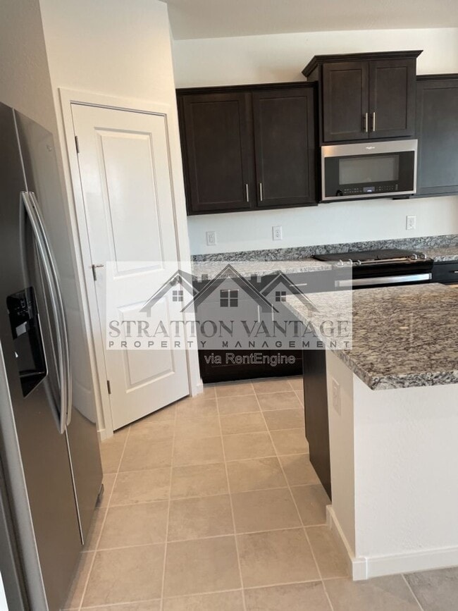 Foto del edificio - 2942 Kim Dr