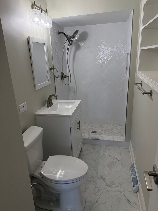 Foto del edificio - 8908 Ozark St