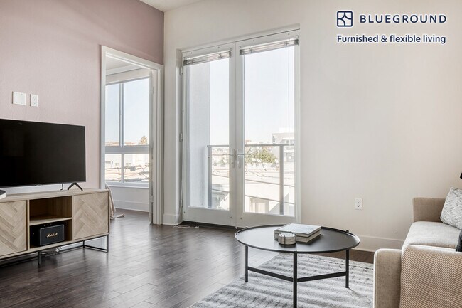 Foto del edificio - 3644 Overland Ave