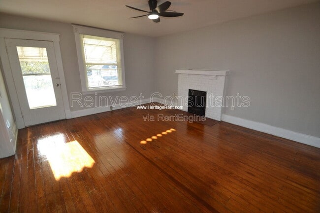 Photo - 4423 Greenlee Ave Apartment