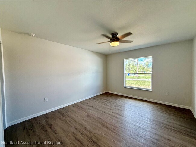 Foto del edificio - 6224 Candler Terrace