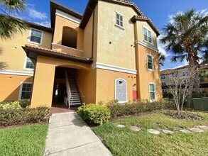 Building Photo - 5459 Vineland Rd