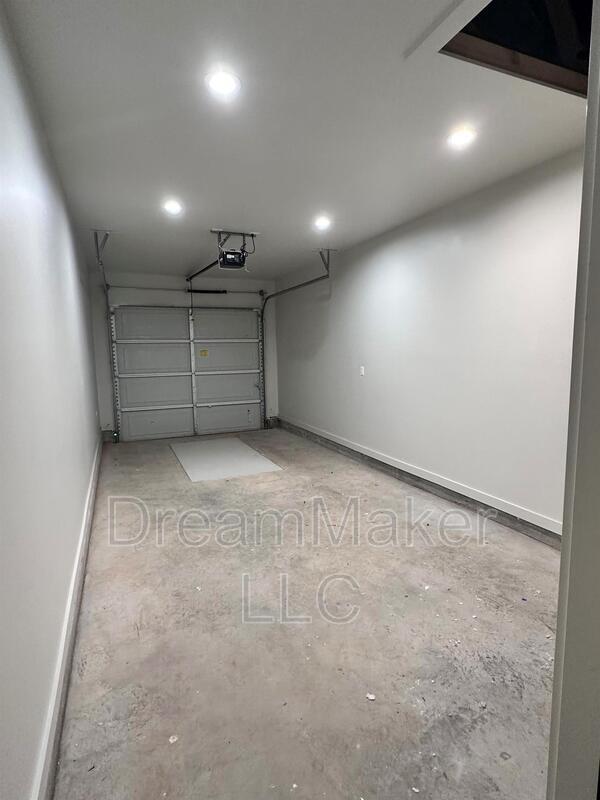 Foto del edificio - 1002 Riva Pkwy