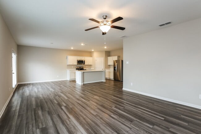 Building Photo - 567 Knightsbridge Ln