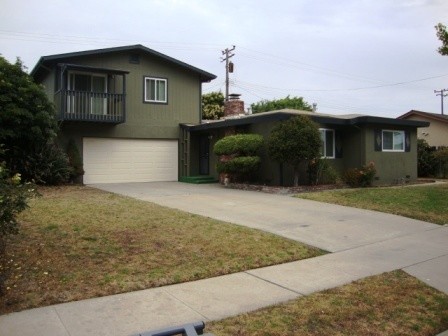 Primary Photo - Spacious 4 bedroom near Hartnell College