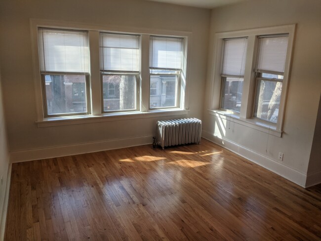 Foto del edificio - 6441 N Newgard Ave