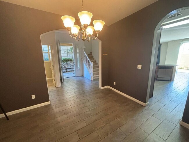 Foto del edificio - Beautiful 4 Bedroom Home Near Island Water...