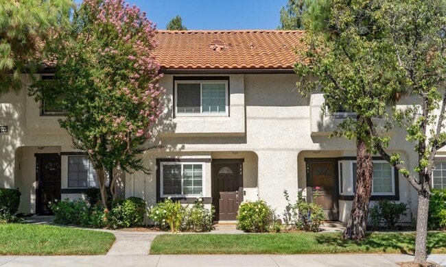 Building Photo - 5538 Las Virgenes Rd Building Photo - 5538 Las Virgenes Rd