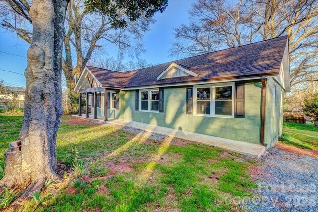 Foto del edificio - 824 2nd St