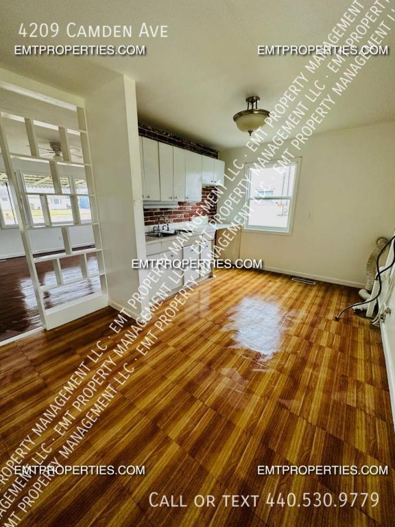 Building Photo - 4209 Camden