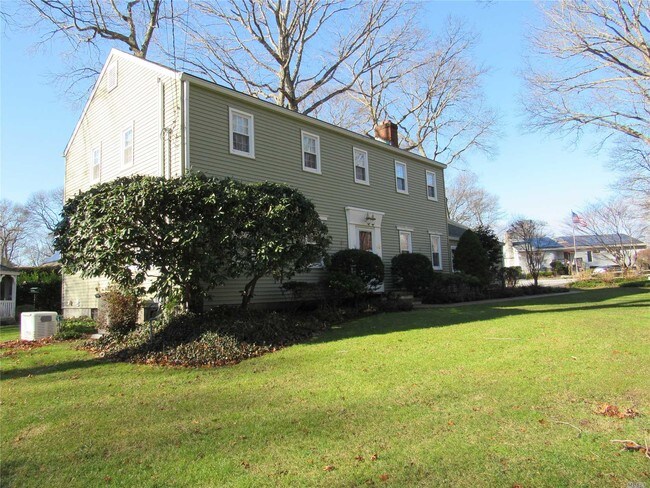 Foto del edificio - 59 Bay Harbor Rd W