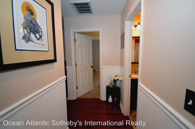 Building Photo - 3 br, 2 bath House - 116 Starlight Drive