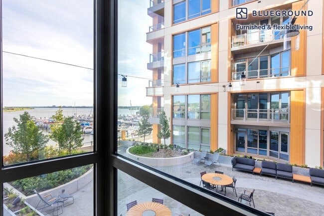 Building Photo - 2121 First Street Southwest-SI FL4-ID258