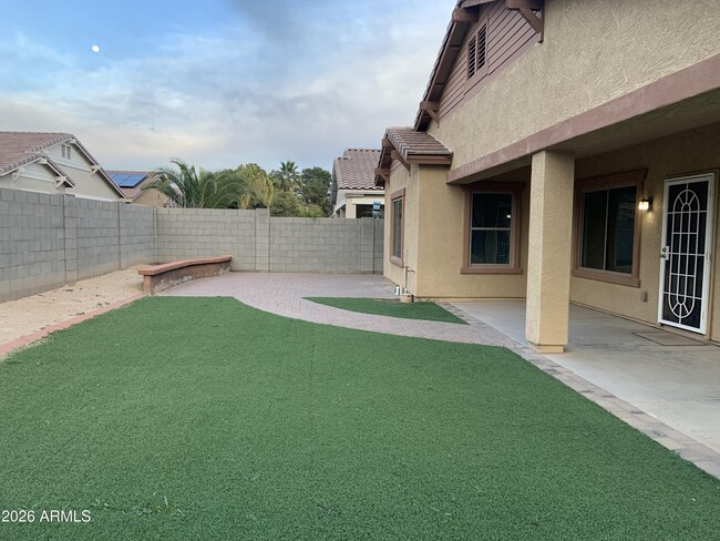 Building Photo - 16770 W Magnolia St