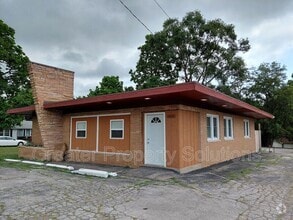 Building Photo - 14433 Morse St