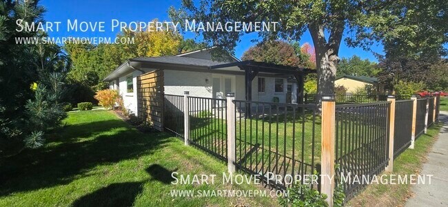 Building Photo - 4298 Catalpa-