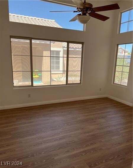 Building Photo - 1807 Desert Sage Ave