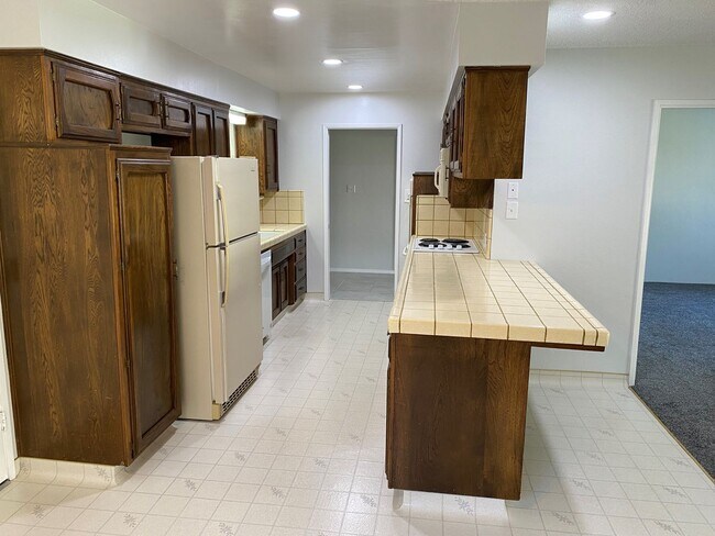 Foto del edificio - 4200 Wendy Ave