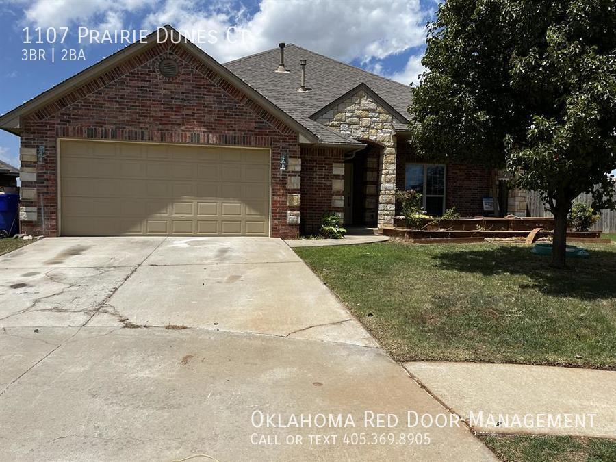 Foto principal - 1107 Prairie Dunes Ct