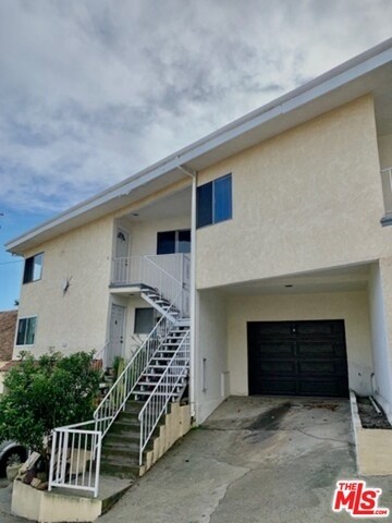 Foto del edificio - 755 W 30th St