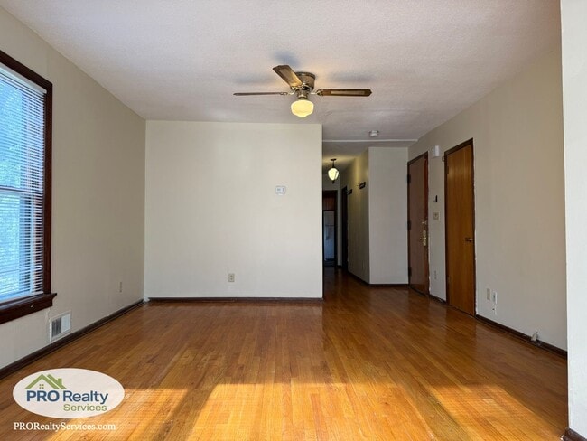 Foto del edificio - 3201 Harriet Ave