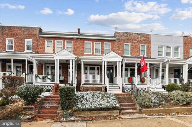 Building Photo - 118 N Peyton St