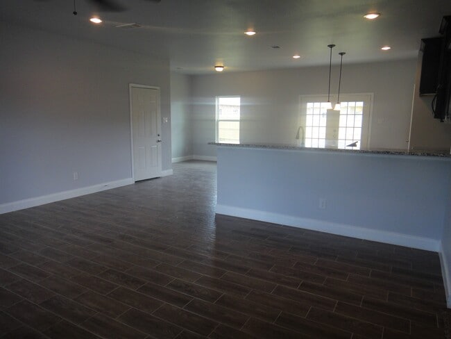 Building Photo - 4909 Jefferson St
