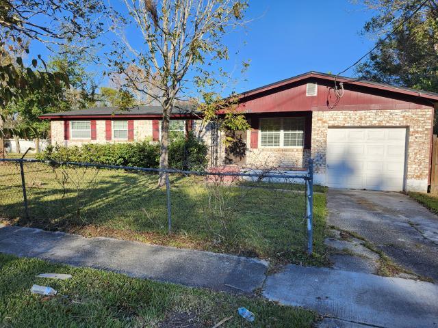 Building Photo - 3 bedroom in Jacksonville FL 32219