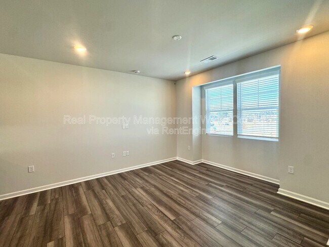 Foto del edificio - 2727 Chert Ln